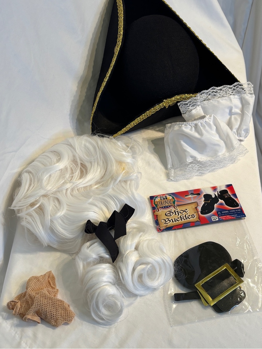 Colonial Costume Wig and Accessories Set